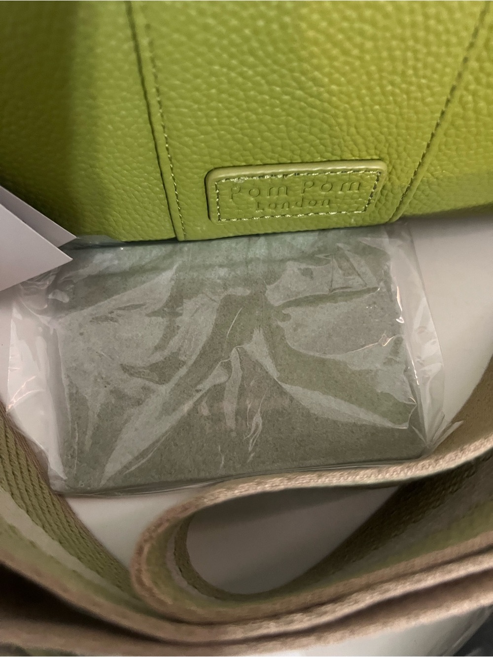 NWT Pom Pom London Green Crossbody Bag with 3 Straps 2 Purse Charms Card Holder - Picture 2 of 13